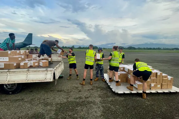 While in the Solomon Islands providing election support, the Australian Defence Force worked with MEHRD to efficiently distribute the textbooks to Makira, Choiseul, and Temotu provinces.  