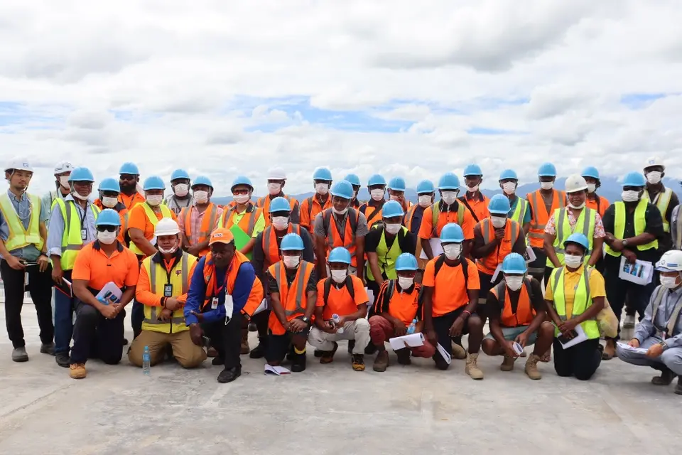SICCI says the recent site visit to the Honiara International Airport Improvement Project by Civil Engineering students from the National University (SINU) as a positive step forward in its continuous effort to realize local participation as a positive continuous effort to realize local participation in major national projects.