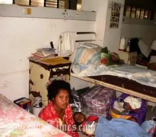 Mrs Jennifer Iniakwala, a nurse at the special care nursery for new born babies, said that had it not been for standby oxygen cylinders, lives would have been lost.