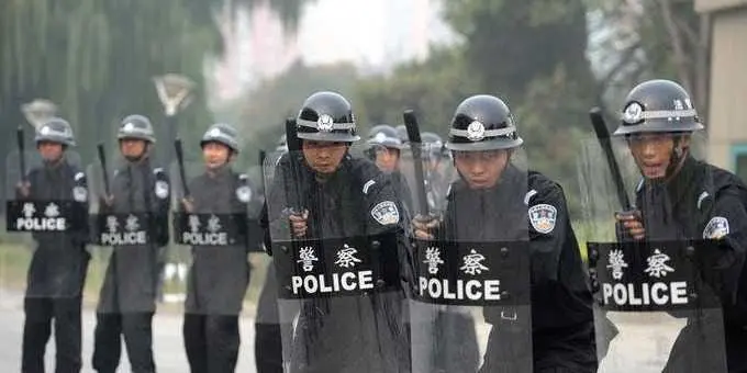 This riot equipment that will be flown into the country includes shields, helmets, batons and other non lethal gears that will further enhance Solomon Islands Police ability in confronting future threats.