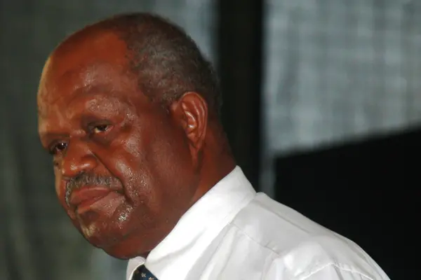 “Following the revocation of the knighthood by Her Majesty, Queen Elizabeth II on 24th November 2016, Kemakeza will no longer be referred to as ‘Sir’,” a government statement said.