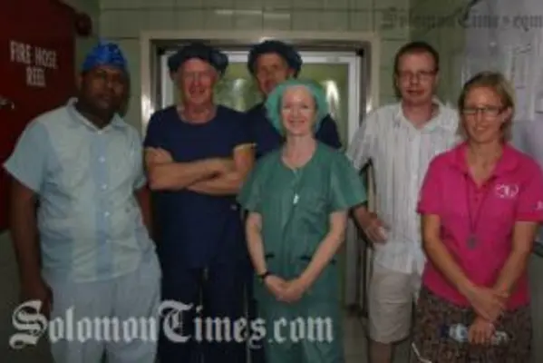 (L-R) Surgical trainee Dr Larry Lagatiana with Dr Brian Costello, Dr Alastair Walpole, Tania Wieg, Simon Davies and Australian Volunteer, Annette Kaspar.
