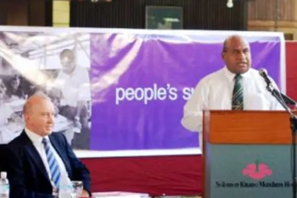 Acting Prime Minister, the Honourable Fred Fono and RAMSI Special Coordinator, Graeme Wilson, launching the report.