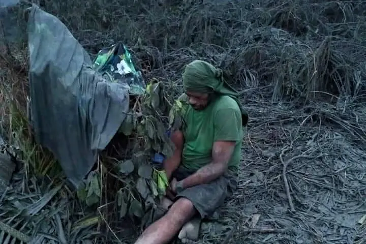 Timote Ake who lost his house and all his belongings on Mango, Ha'apai.