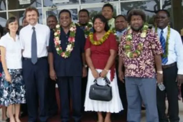 A report carried in the Solomon Star says Prime Minister Sikua announced the election date whilst on an official tour to Papua New Guinea.