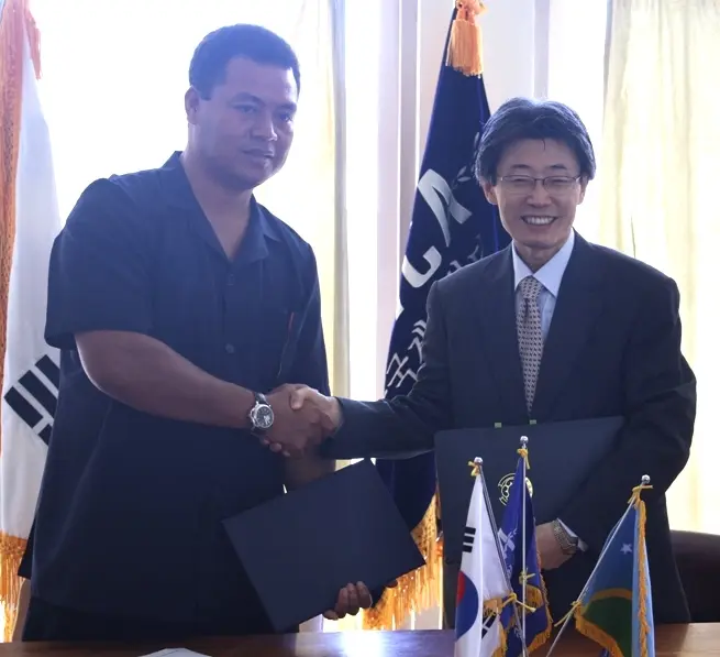 The milestone signing now opens the way for the reforestation project to begin with a Korean funding of SB$7.2 million to support the Government’s reforestation program.