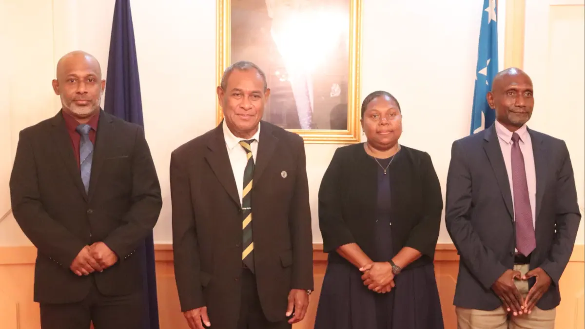 Alwyn Danitofea (L) is the new Permanent Secretary for the Ministry of Communication and Aviation (MCA), while Susan Sulu is reappointed as the Permanent Secretary of the Ministry of National Planning and Development Coordination (MNPDC).