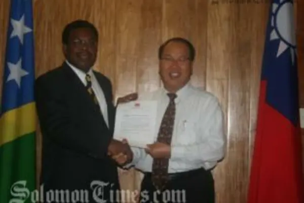 Ambassador of the Republic of China (Taiwan) to Solomon Islands, H.E. George Chan with Prime Minister Dr. Derek Sikua.