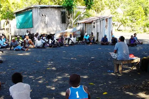 New research documents issues citizens face in accessing state and local justice systems to help provide an insight into problems experienced in contemporary rural Solomon Islands and how they are currently being addressed.