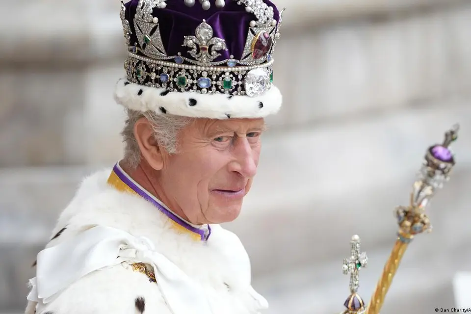 “We the people of Solomon Islands look forward to your leadership as our Head of State and pray that God will continue to lead, guide and protect you and your service to humanity,” Sir David added.