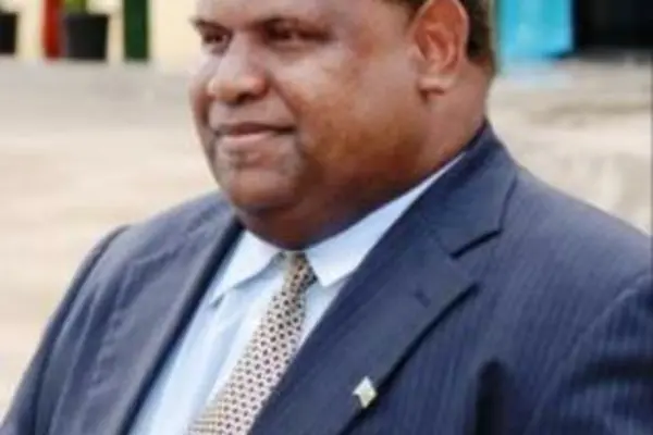 The Ministry of Foreign Affairs confirms that issues surrounding Mr Bata'anisia are being dealt with by the Ministry of Public Service in consultation with the Attorney General's Chambers.
