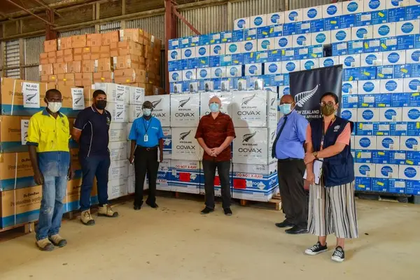 For caption (L-R): Patterson Aven and Wesley Kukutu from the National Medical Store, Geoffrey Acaye UNICEF Head, H.E. Don Higgins Acting New Zealand High Commissioner, Hon Dr. Culwick Togamana, Minister of Health, and Tracy Melissa Prasad Kofela. WHO’s Public Health Officer RMNCAH/EPI Coordinator.