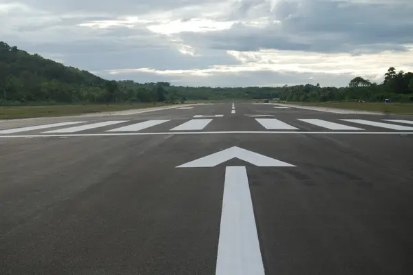 The refurbishment and upgrade of the Munda airport is only one part of the two phases of the SBD1.1 billion SIRAP and SIRAPII work that is being financed by the World Bank through the International Development Association (IDA), the World Bank’s fund for countries most in need.