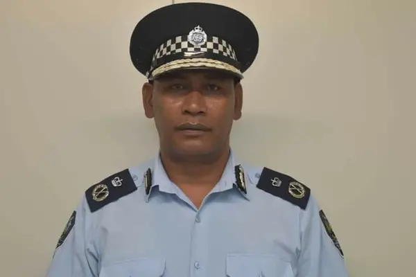 “I am appealing to members of the public to report any officer who issues an on-the-spot fine. Please report the matter to your nearest police station and provide evidence of the incident," says Police Commissioner Mangau.