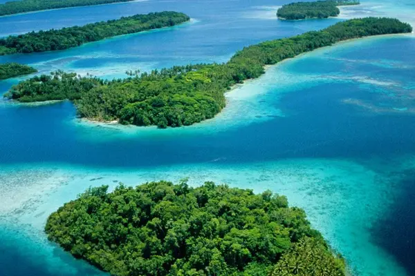 Islands fringed with coral reefs in New Georgia, in the Western Province of the Solomon.