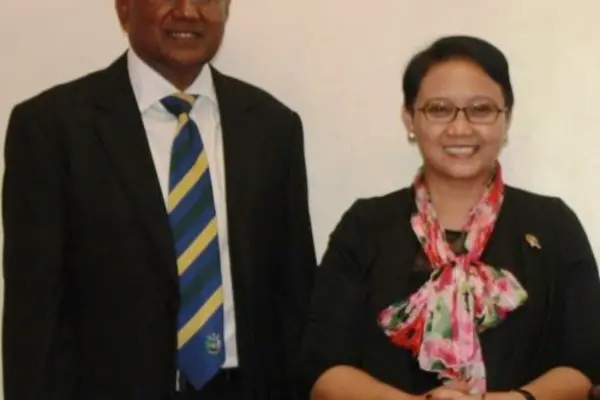 Visiting Indonesian Foreign Minister Hon. Retno Marsudi made a one-day visit to Solomon Islands where she held discussions with her Solomon Islands counterpart Hon. Milner Tozaka in Honiara.