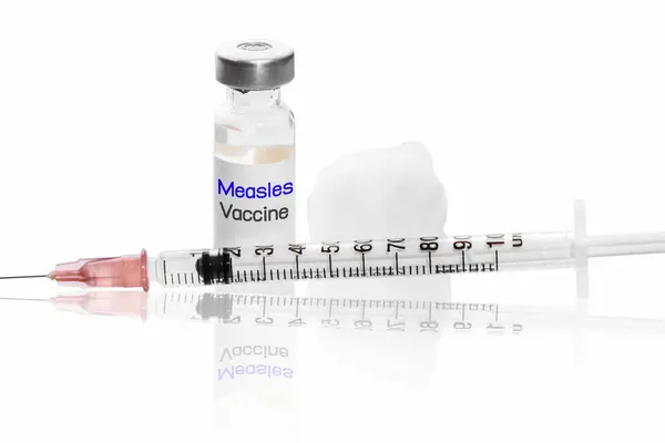 The MR vaccines first does is usually given to children at 12 months (or 1 year) of age and second dose at 18 months (1 year 6 months).