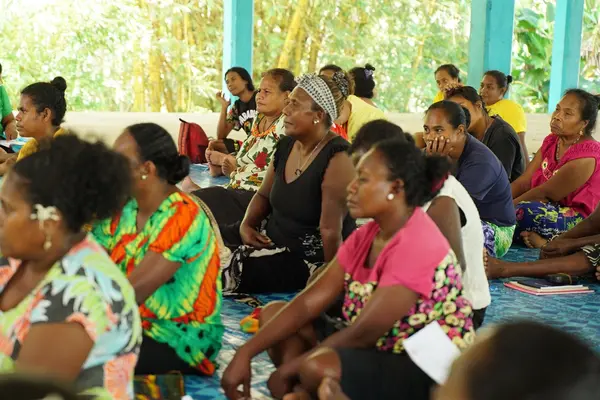 The KAWAKI Women's Network have been reaching out to communities and schools in the Katupika, Wagina and Kia areas to do conservation awareness which address issues they face in their communities like waste management, logging, mining, and overharvesting.