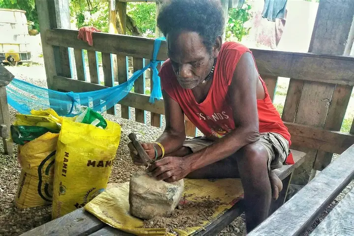 Gregory Shares His Passion for Making Shell Money
