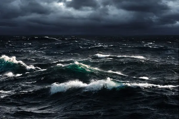 They say such weather conditions are not suitable for sea travel, especially in small boats, and advise the general public to avoid unnecessary risk and adjust their sea travel plans.