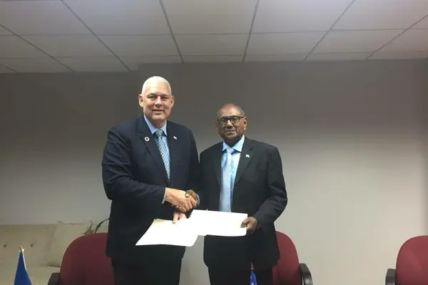 Both Foreign Ministers have agreed to pursue opportunities in the areas of tourism, transfer of knowledge, trade and culture and exchange.
