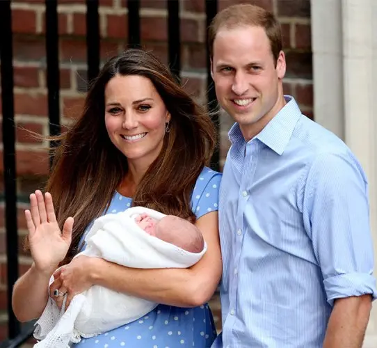 The young family's first public appearance together has been the moment that the world's media and crowds of onlookers camped outside the hospital had long been waiting for.