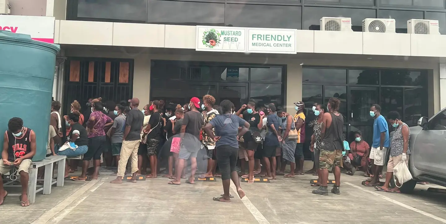 Todays lifting of restrictions saw an influx of people going into town, and while some wore facemask other safety measures were not practiced or observed.