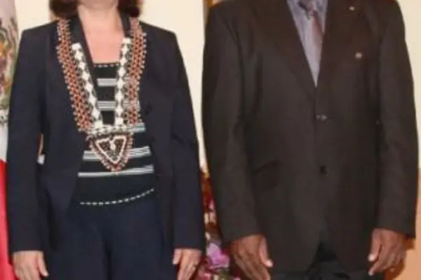 Ambassador Maria Gargarllo with Solomon Islands Governor General, Sir Frank Kabui recently in Honiara.