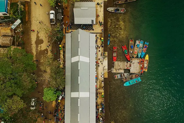 A birds eye view of the newly built Gizo market in the Western province.