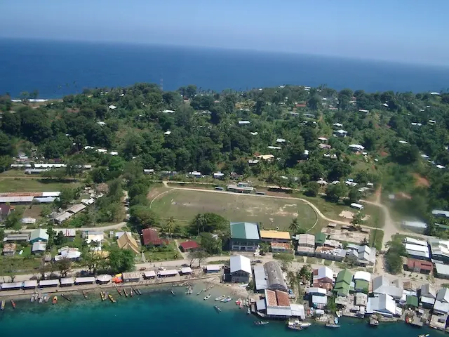 The incident happened between 11 pm and 12 midnight at a toilet located at the Waterfront Nite Club in Gizo.