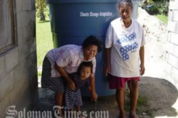 Water tanks on Aitutaki, Cook Islands, as part of a project to ensure safe drinking water for families adapting to climate change.