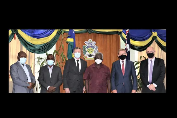 PM, Foreign Affairs Minister, Police Minister with Special envoy and Australian High Commissioner to Solomon Islands.