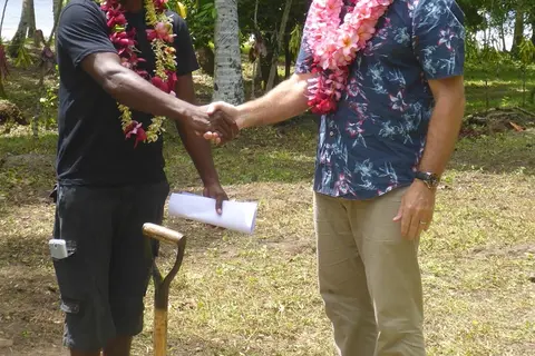 The Ehmunah Virgin Coconut Oil Processing Project will provide the local community with a coconut mill and assist coconut growers in the region to sell their produce.