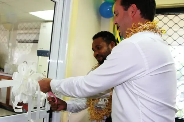 The National Cocoa Testing Laboratory was officially opened by the visiting Australian Parliamentary Secretary the Hon Steven Ciobo and the Minister for Commerce, Industries, Labour & Immigration, William Marau.