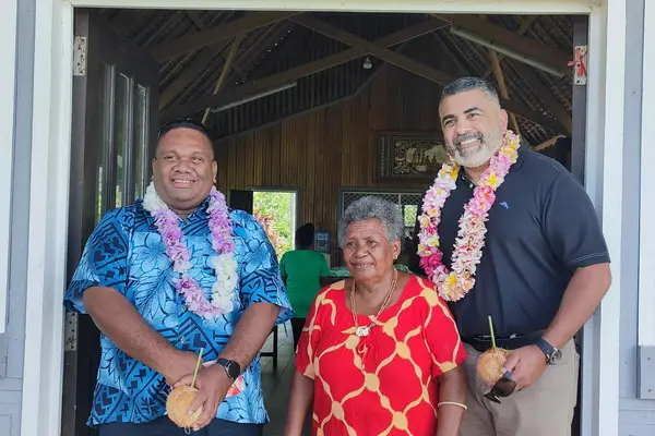 Ambassador Mohamed visited the Amazing Grace Boutique Cocoa Farm in East Honiara together with the Minister for Agriculture.