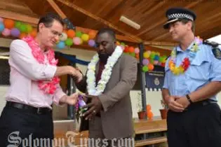 The new facilities are part of RAMSI's ongoing support to help improve and modernize the working environment of the Royal Solomon Islands Police Force (RSIPF) throughout the country.