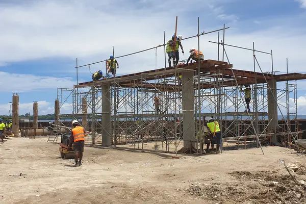 The project is part of Australia’s provincial markets redevelopment program, which has been delivered by a 100 per cent Solomon Islander workforce.