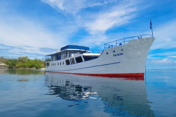 This collaboration will see Bilikiki Cruises’ live-aboard dive programs incorporated into Singapore-based Emperor Divers’ portfolio, which already includes popular dive destinations such as Egypt, Indonesia, and the Maldives.
