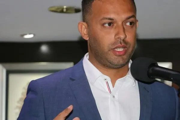 “We would like to think that political parties and members are exercising maturity that would also help protect Solomon Islands’ reputation in attracting Foreign Direct Investment (FDI)," SICCI Chair, Mr Jay Bartlett, said.