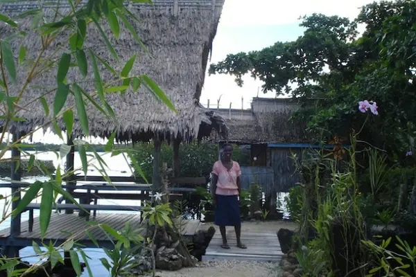 The project aims to get as many accommodation providers as possible in Solomon Islands set up with a professional e-commerce enabled web site able to process bookings instantly.
