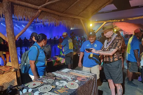 Solomon Islands traditional and contemporary arts and craft displays have captivated the hearts and curiosity of festival visitors heralding the originality, creativity and uniqueness of our arts industry.