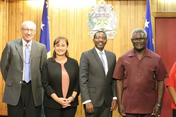 The World Bank Country Director, Mr. Stephen Ndegwa and Prime Minister Sogavare discussed World bank IDA20 priorities and World Bank’s commitment to the Tina River Hydropower Development Project.