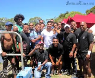 Avaiki team meeting up with Wallaby players, Radike Samo and Anthony Faingaa.