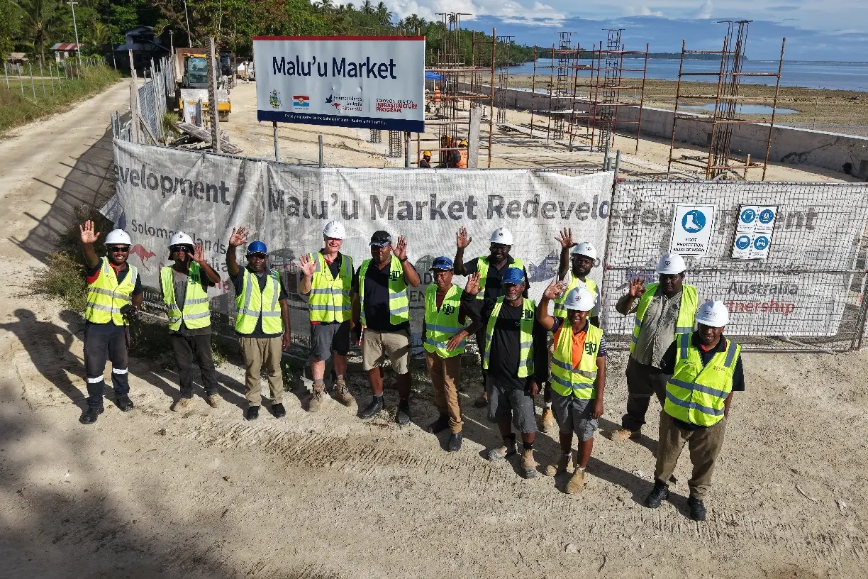 Local Contractors Train On Site at Malu'u Market Redevelopment