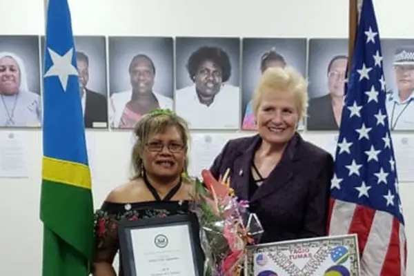 Ambassador Gray with Mrs Sigimanu at the award ceremony.