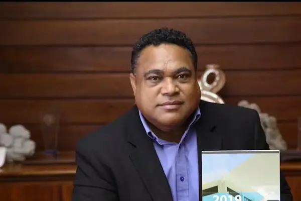 Dr Forau says that given that villages have been, and will continue to be, an insurance of sorts for Solomon Islanders, it would be important that discussions focus on alternative paths to development.