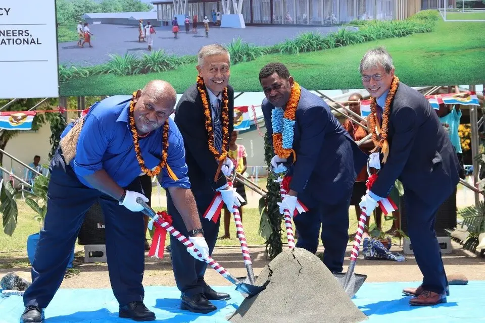The expansion and improvement project will bolster the functions of Kilu’ufi hospital as it will accommodate the emergency medicine and general outpatient service, medical imaging, delivery unit and operating theatres suite with a central sterilization department.