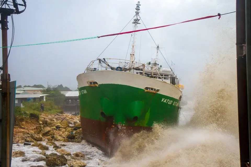 The shores of Honiara were pounded by massive waves, and the force was so strong a constituency owned vessel, VATUD Star, was pushed ashore.