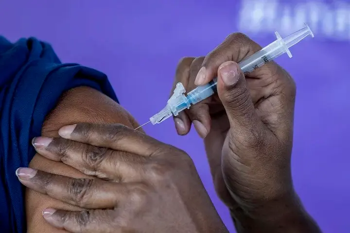 The Health Minister says 39.2% of those above 18 years of age are now fully vaccinated. 65.1% of the eligible population in the country have also received one dose of the vaccine.