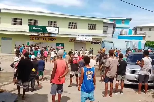Yesterday’s protest is said to have been instigated by supporters from Malaita, but the frustration with the national government, the attitude of the Prime Minister and ministers to provincial governments and provincial politicians, and the sense of alienation and disenfranchisement, is arguably shared across a wide spectrum of the country.